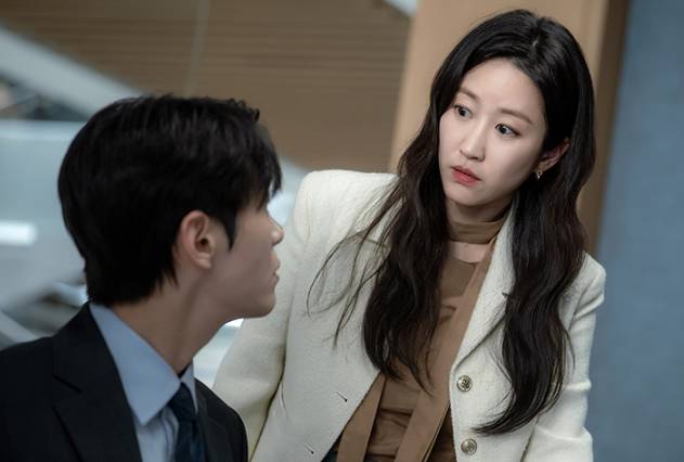 still cut drama Korea Beyond the Bar