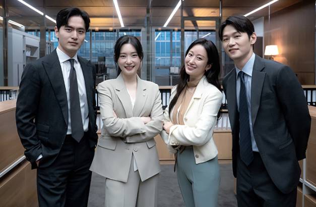 still cut drama Korea Beyond the Bar