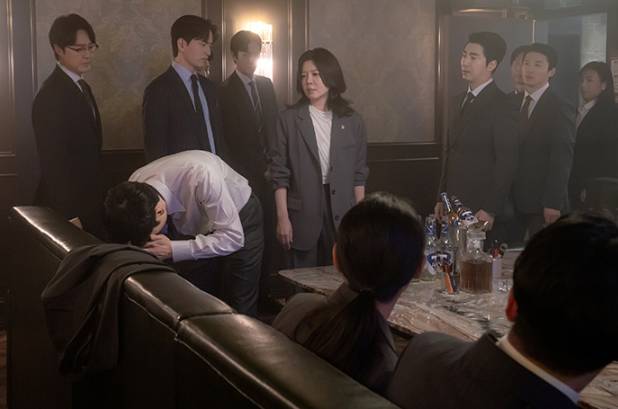 still cut drama Korea Beyond the Bar