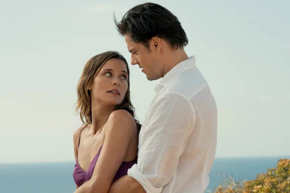 Still cut film Fall for Me