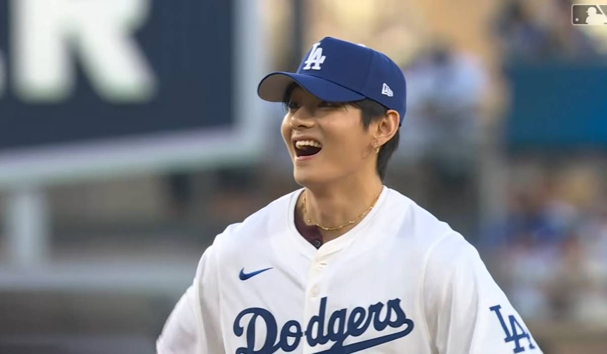 V BTS di LA Dodgers