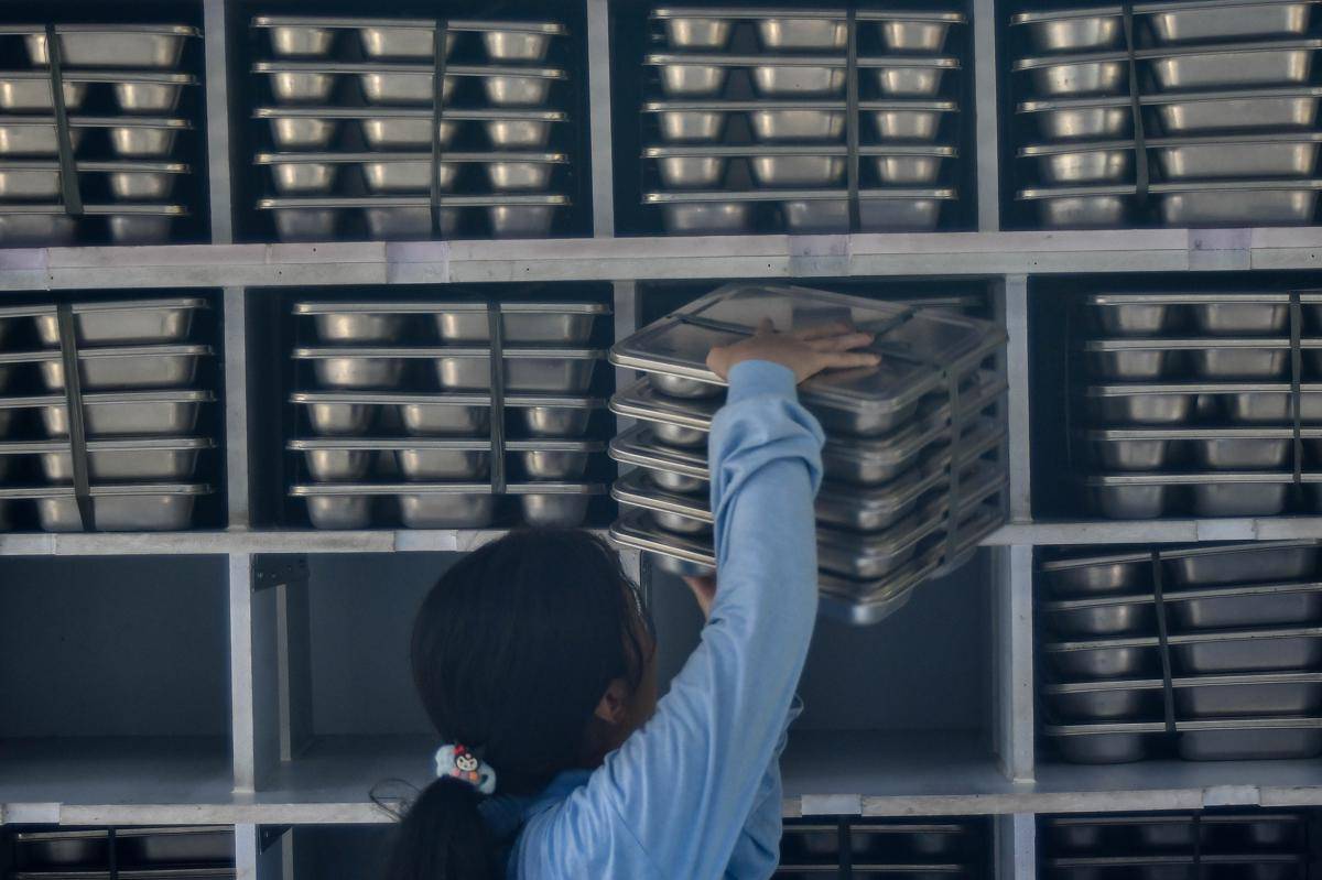 antarafoto-penerima-manfaat-program-mbg-sampai-akhir-juli-2025-1756188720.jpg
