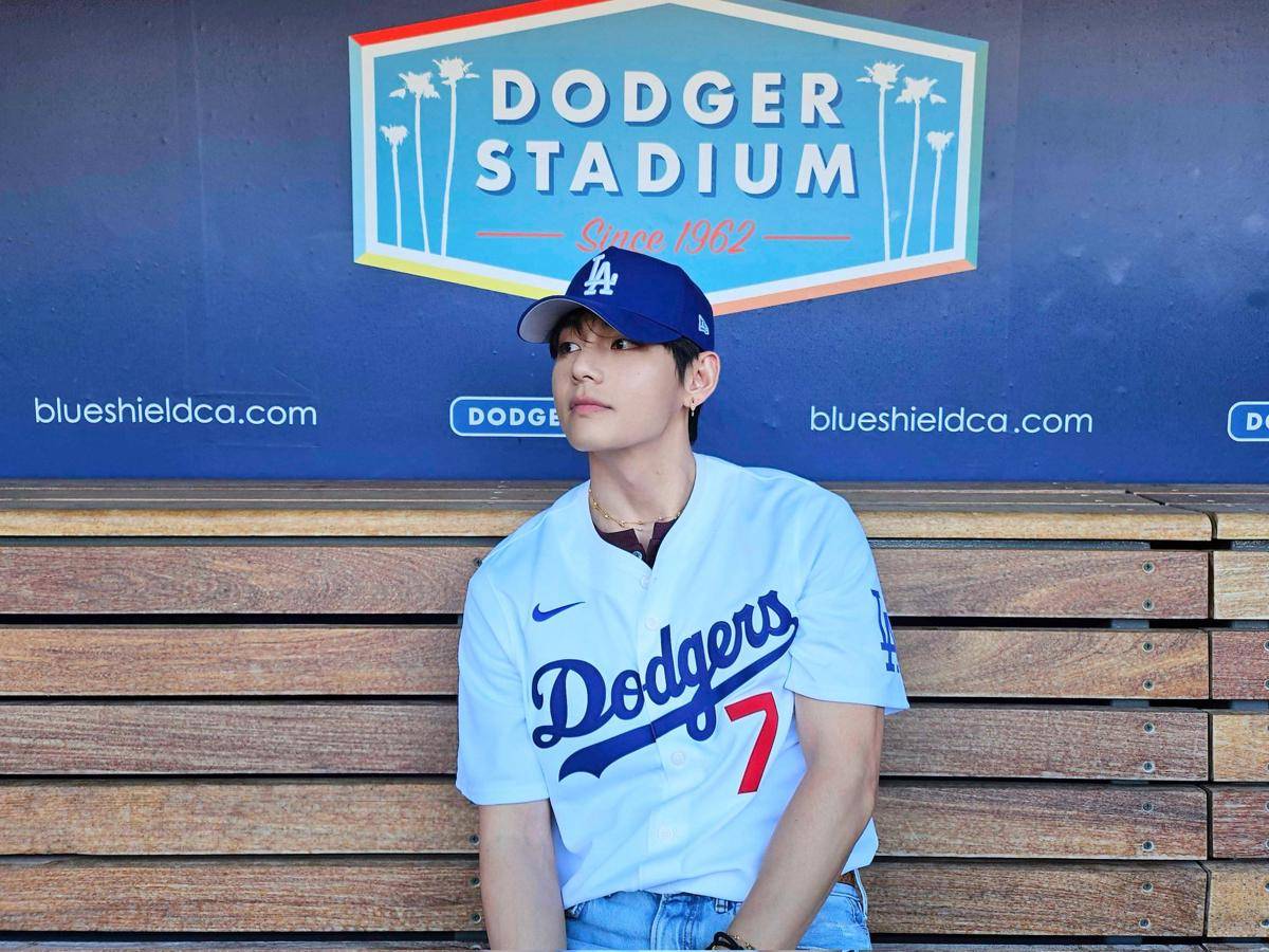 V BTS di LA Dodgers