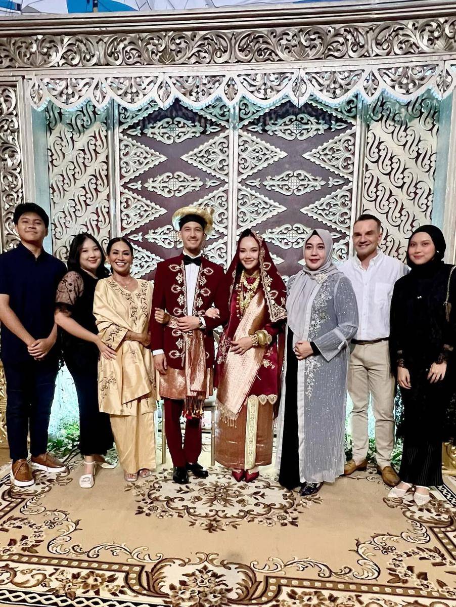 KOTOGADANG’s Reception for Alexandra @alexandra.dgs & Rhony @_sutriesno.rhony Jakarta, 24 August (2).jpg