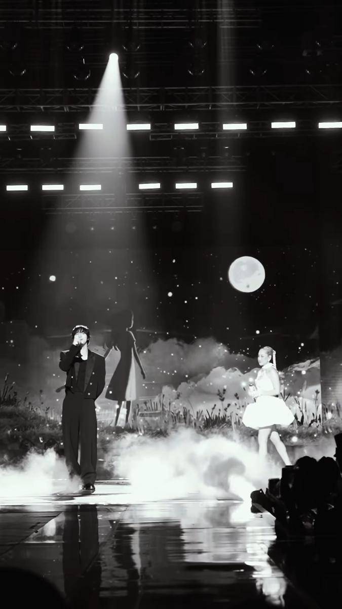 Potret Ahn Hyo Seop dan BCL Duet, Nyanyi Selalu Ada di Nadimu
