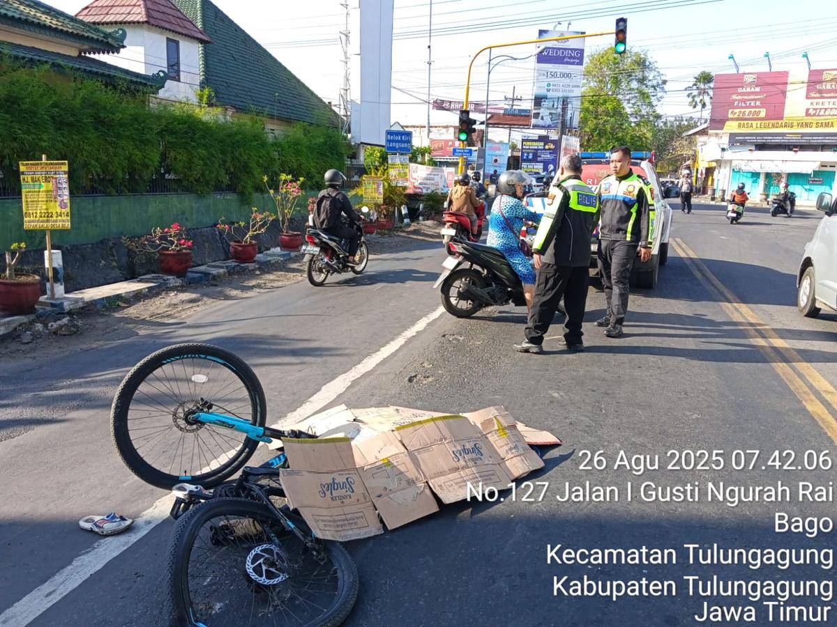 Jenazah korban kecelakaan di Tulungagung. IDN Times/ istimewa