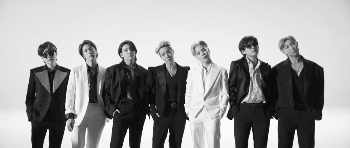 BTS dalam video klip "Butter" (youtube.com/HYBE LABELS)