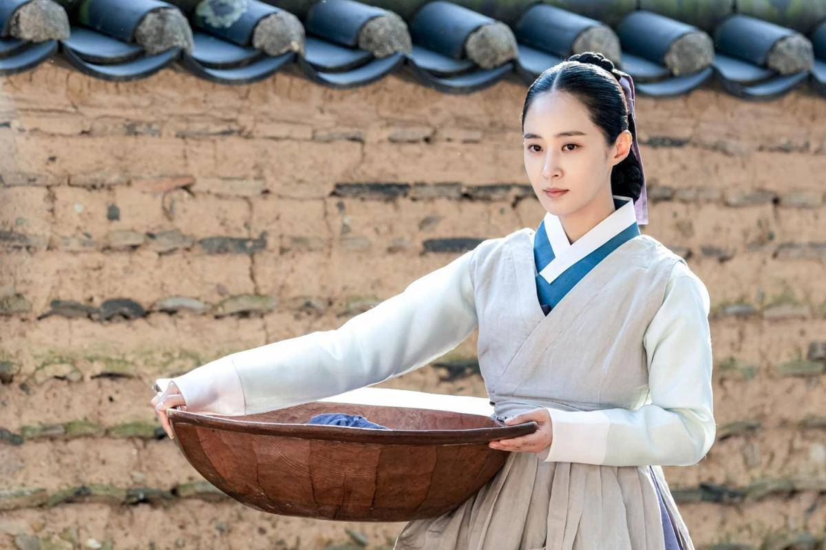 Cuplikan drama Bossam: Steal the Fate (dok. MBN/ Bossam: Steal the Fate)
