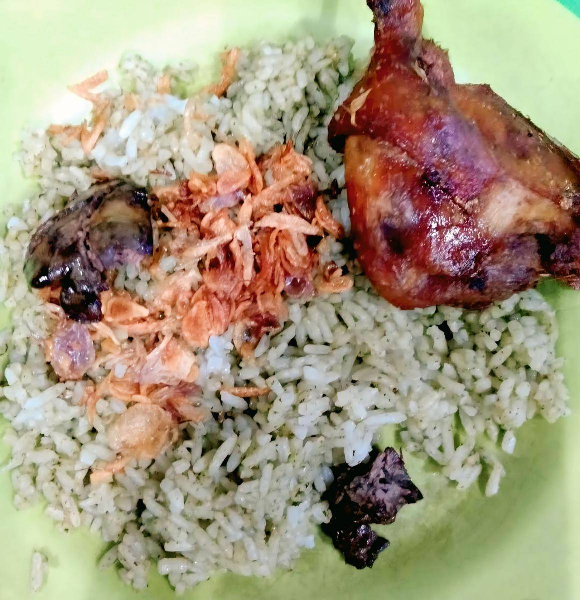 Nasi Uduk Ijo Teh Dede (google.com/maps/Shila Ardiati)