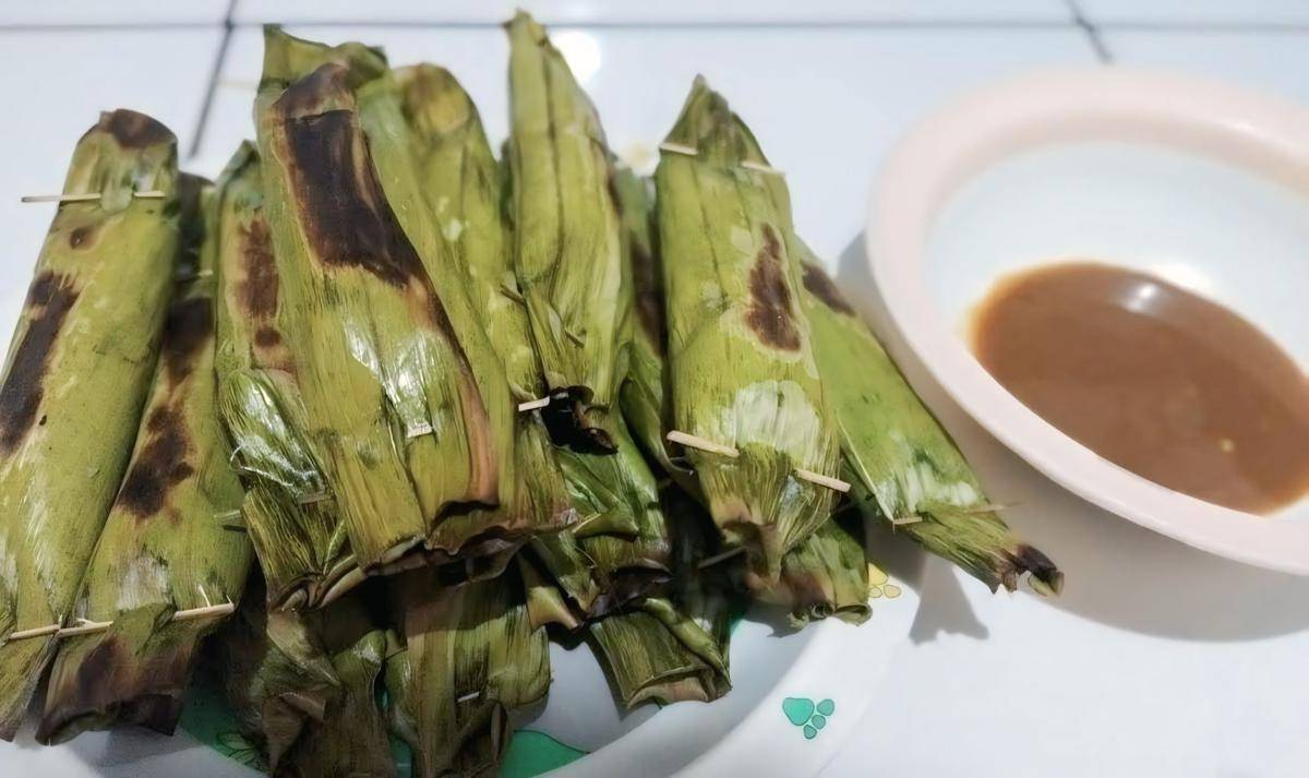 Otak-otak Yenny Gozal (google.com/maps/Corry Nurmala)