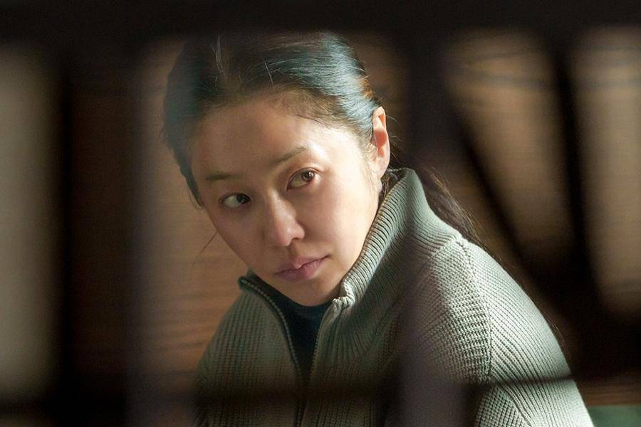 still cuts drama Queen Mantis (dok. SBS/Queen Mantis)