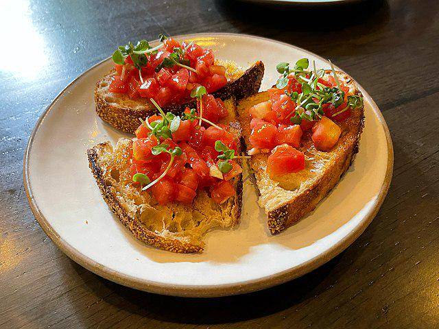 ilustrasi Bruschetta (commons.wikimedia.org/Missvain)