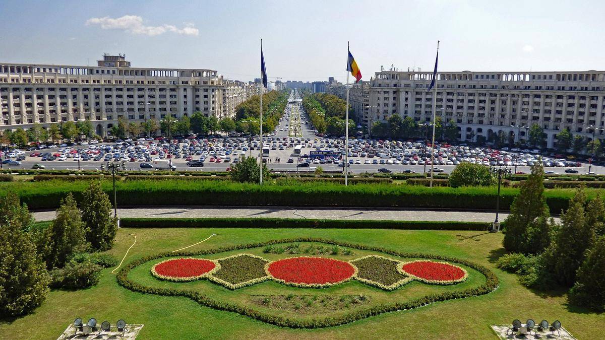 Bucharest (pixabay.com/ArvidO)  