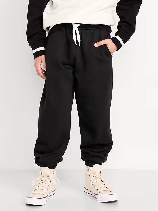 ilustrasi celana jogger (gap.com) 