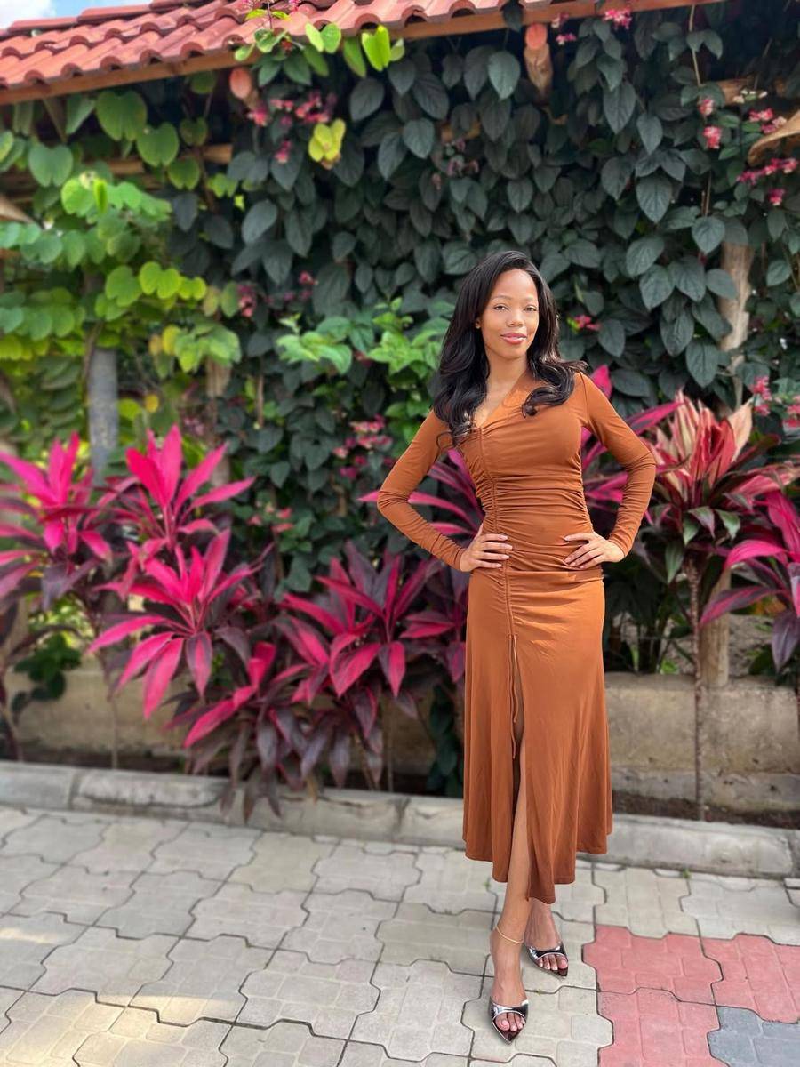 potret Naisae Yona, Miss Universe Tanzania 2025 (instagram.com/nai.ey)