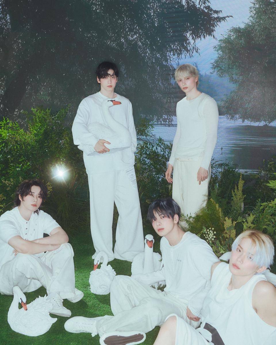 TXT (x.com/TXT_bighit_jp)