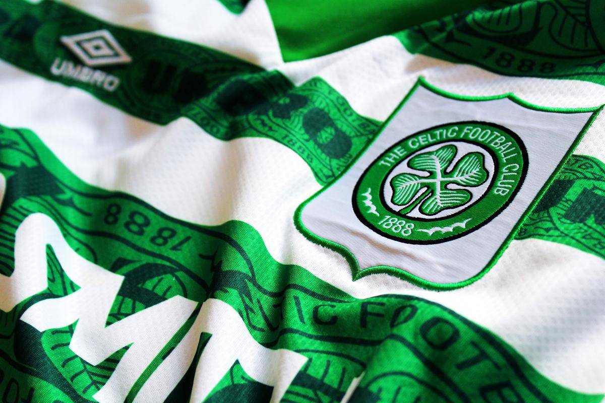 ilustrasi jersei Celtic FC