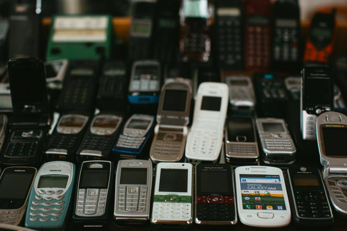 Masih Ingat HP CDMA? Ini Alasan Kenapa CDMA Kalah Sama GSM