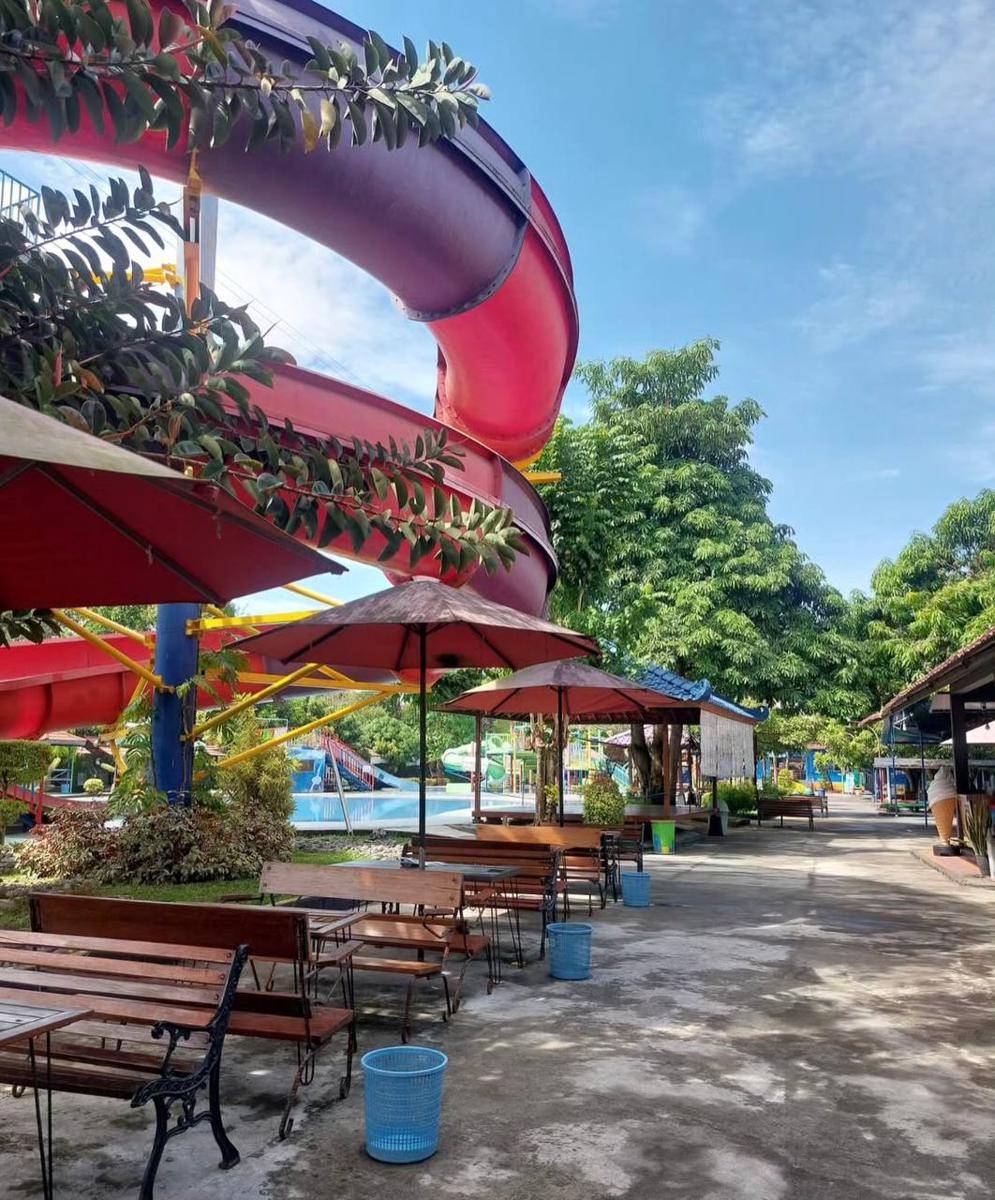 Tarif Masuk Galaxy Waterpark, Tempat Main Air Terbesar di Timur Jogja