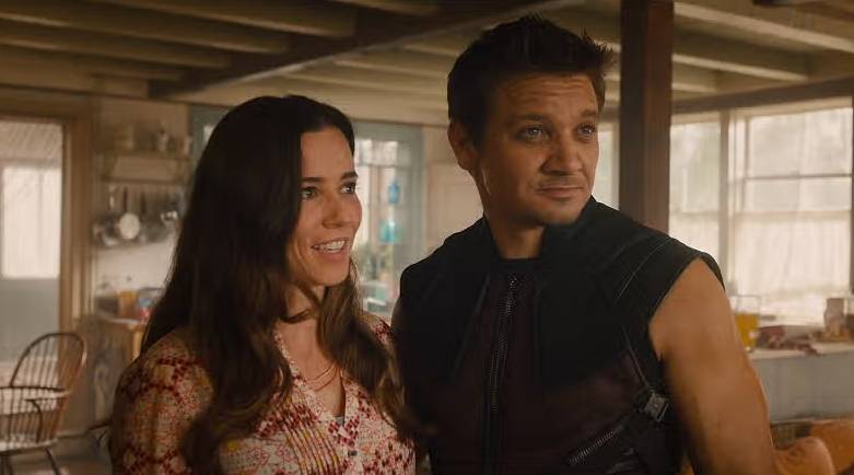 Clint dan Laura Barton 