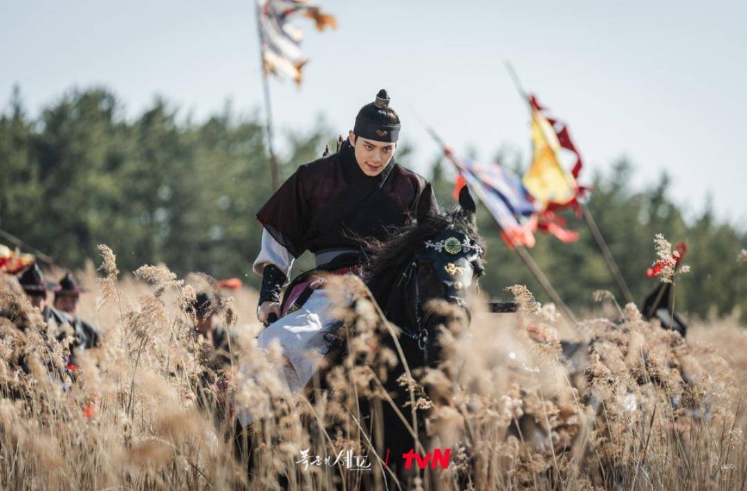 Cuplikan drakor Bon Appetit, Your Majesty (dok.tvN/Bon Appetit, Your Majesty)