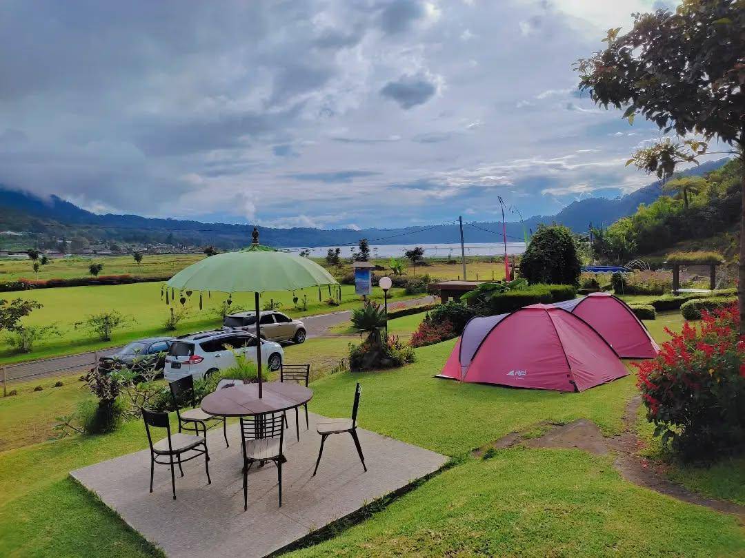 beberapa fasilitas di Strawberry Camp (instagram.com/strawberry_camp.buyan)