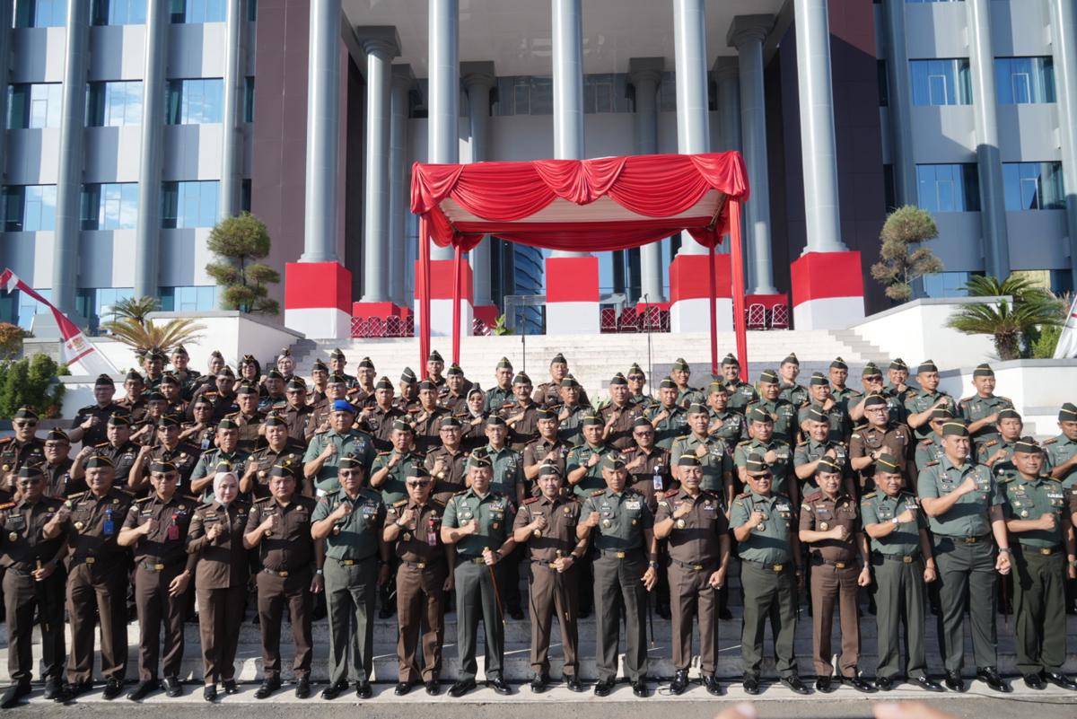 Kodam XIV/Hasanuddin mengerahkan personel TNI untuk memperkuat kejaksaan di Sulawesi Selatan dan Sulaweai Tenggara. (Dok. Kejati Sulsel)