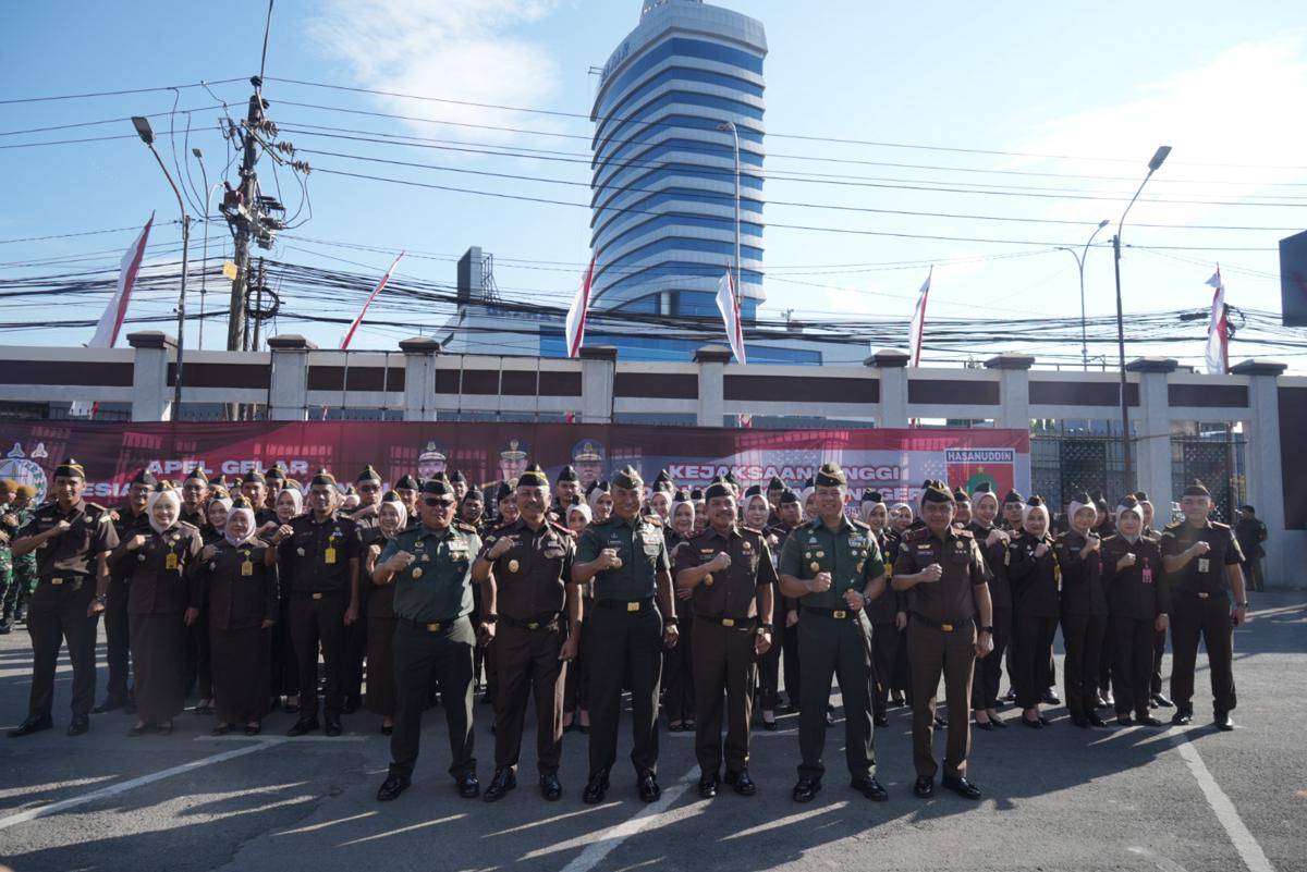 Kodam XIV/Hasanuddin mengerahkan personel TNI untuk memperkuat kejaksaan di Sulawesi Selatan dan Sulawesi Tenggara. (Dok. Kejati Sulsel)