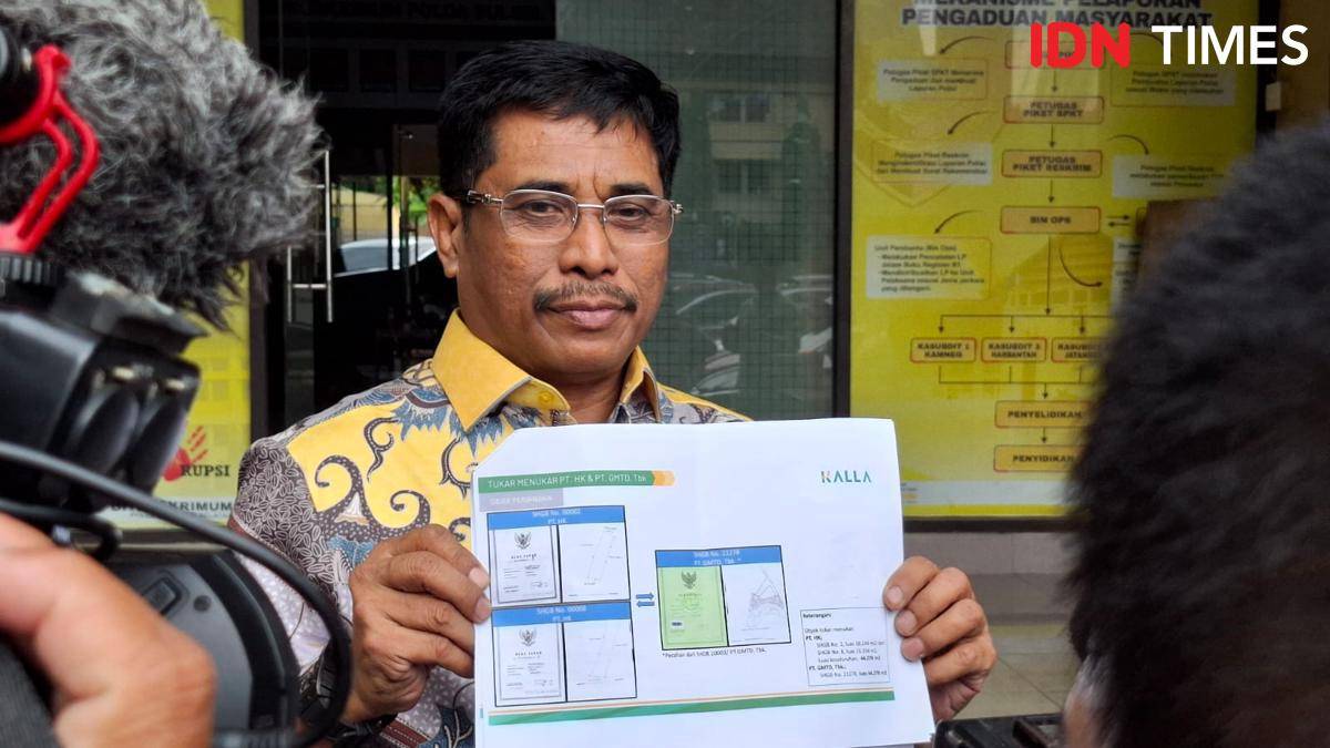 Kuasa Hukum PT Hadji Kalla, Hasman Usman, Selasa (26/8/2025). IDN Times/Darsil Yahya
