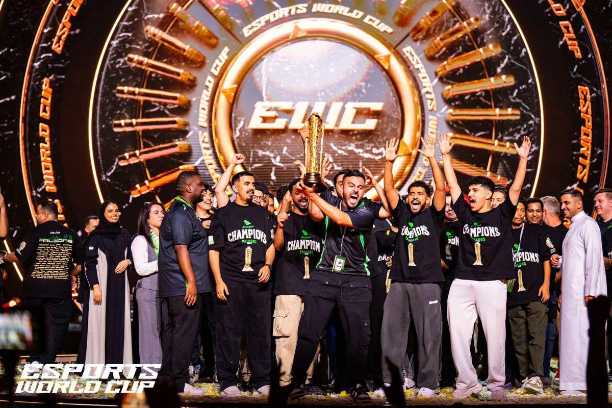 Team Falcons Pertahankan Gelar Juara di EWC 2025 Club Championship