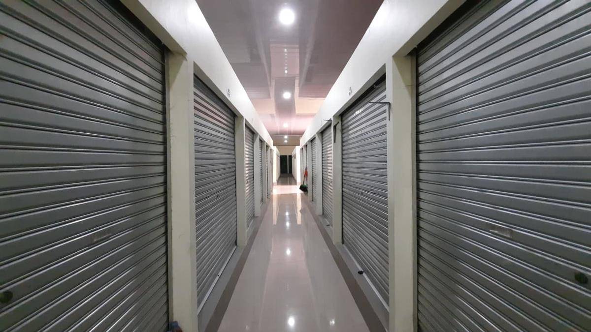 Kondisi Pasar Baru Magetan, sepi tidak ada aktivitas jual beli. IDN Times/Riyanto.