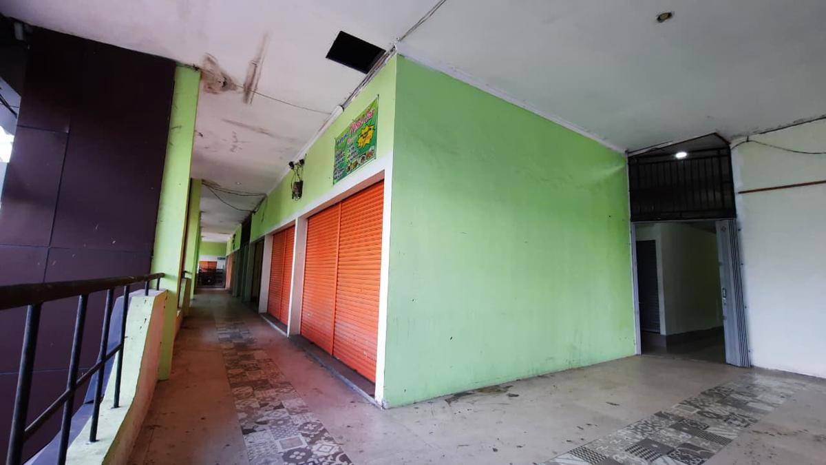 Kondisi Pasar Baru Magetan, sepi tidak ada aktivitas jual beli. IDN Times/Riyanto.