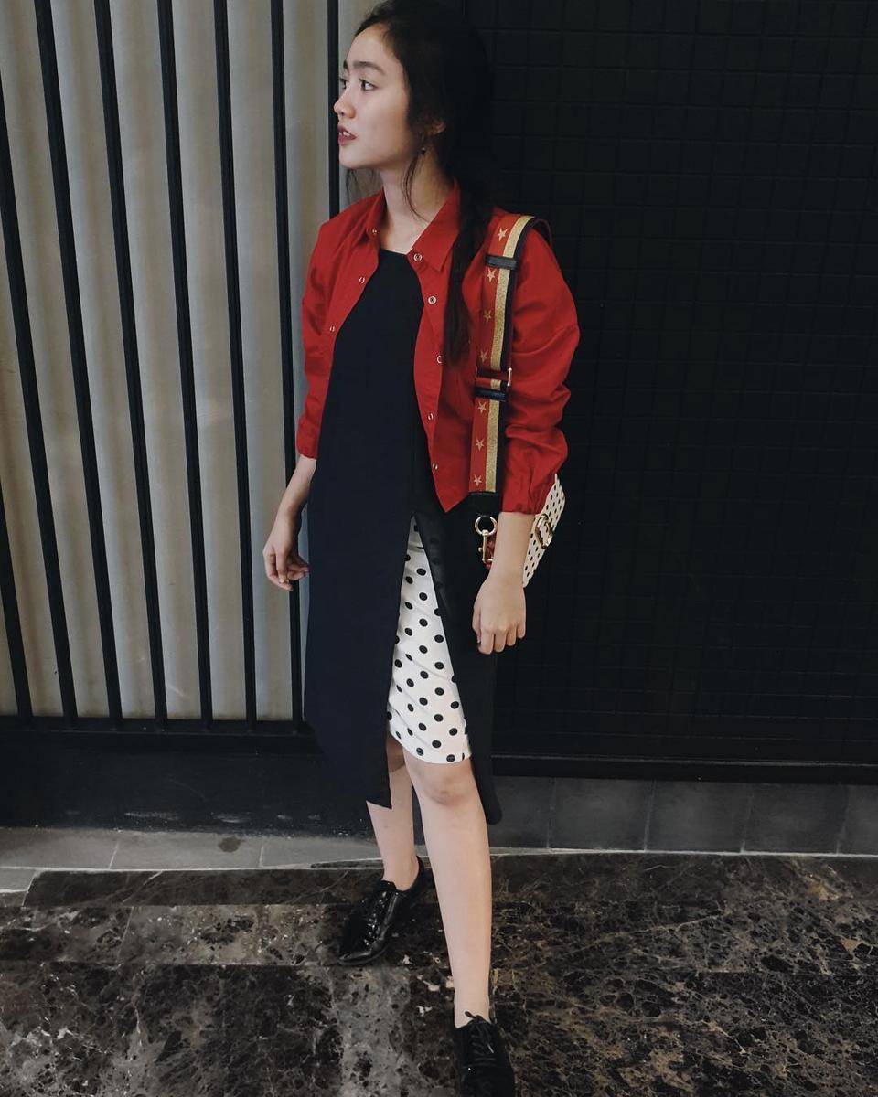 Outfit Motif Polkadot ala Febby Rastanty