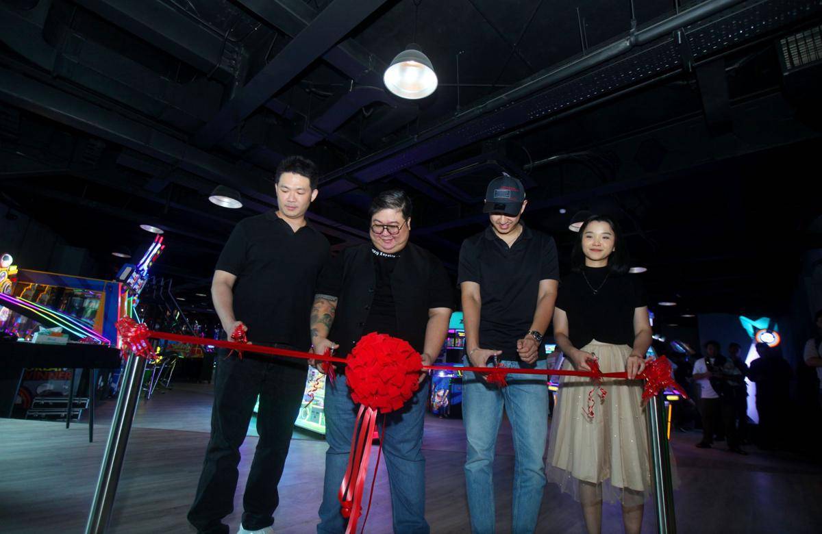 Acara grand opening Cow Play Cow Moo (CPCM) Indonesia di Elysee, SCBD, Jakarta Selatan, pada Sabtu (23/8/2025). (dok. CPCM)