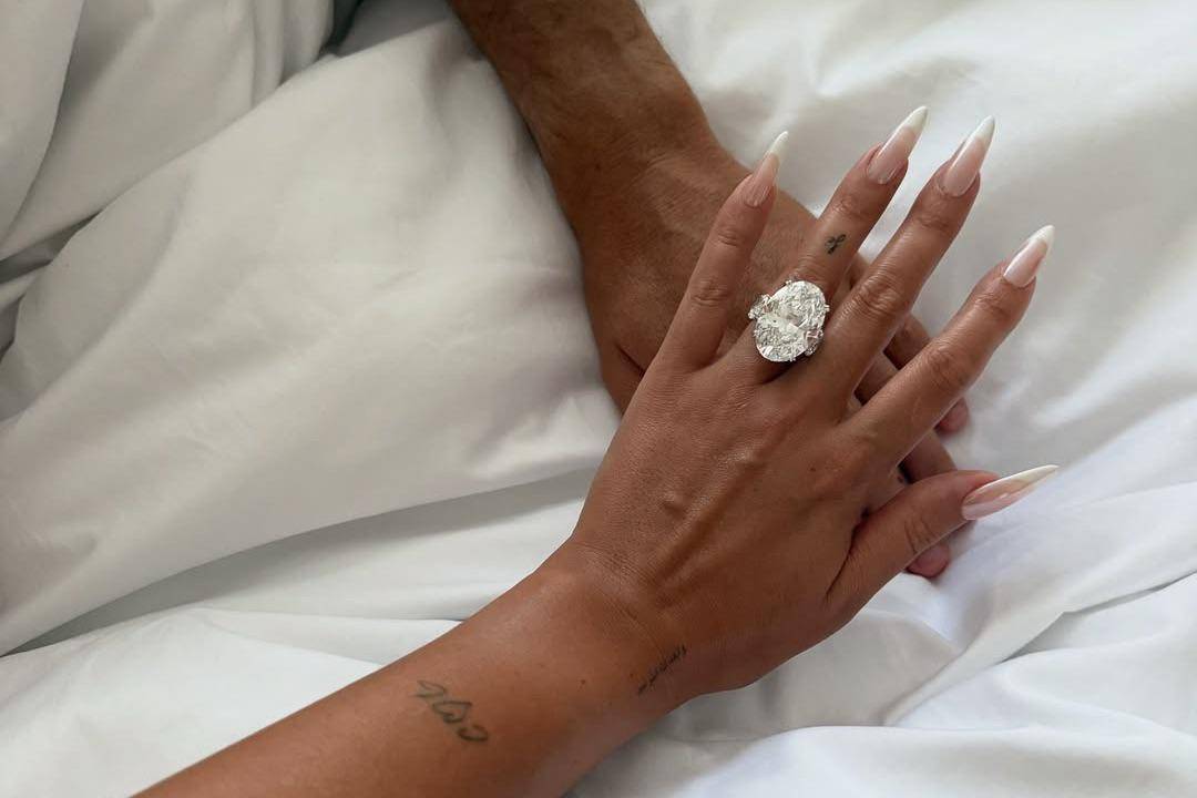 cincin tunangan Christiano Ronaldo dengan Georgina Rodriguez