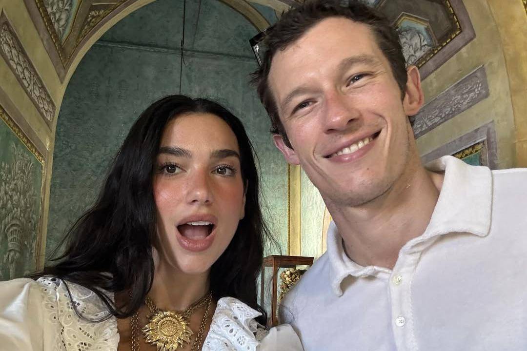 Dua Lipa dan Callum Turner
