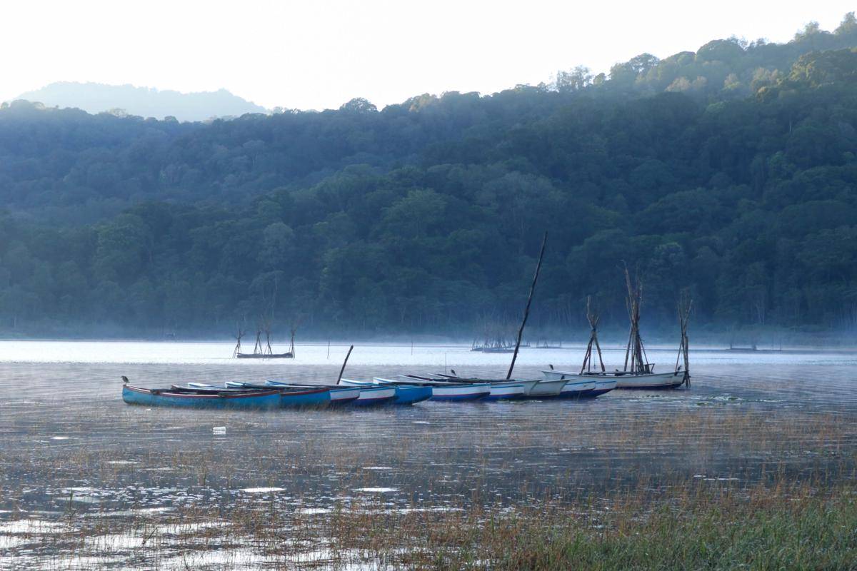 Danau Tamblingan di Bali Utara 