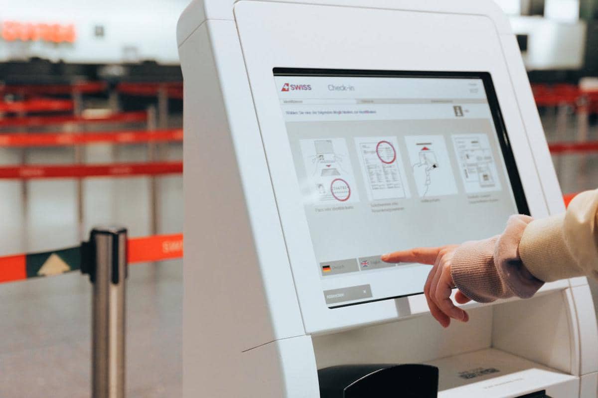 Check-in Pesawat Paling Telat Berapa Jam sebelum Terbang? | IDN Times