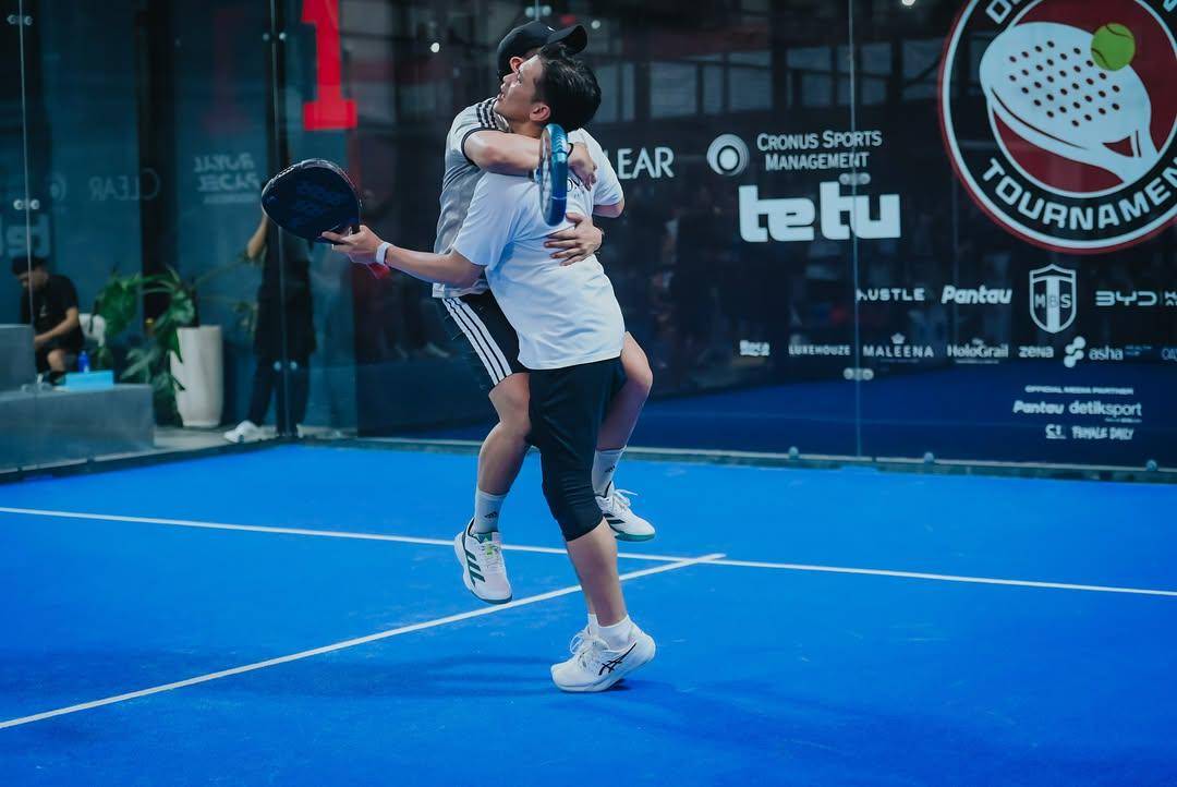 Rezky Adhitya dan Ditto duet main padel