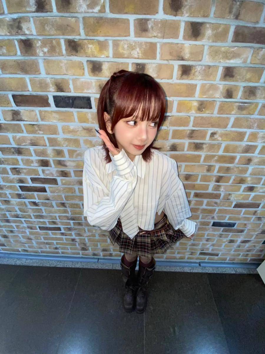 Dinda Secret Number (instagram.com/secretnumber.official)