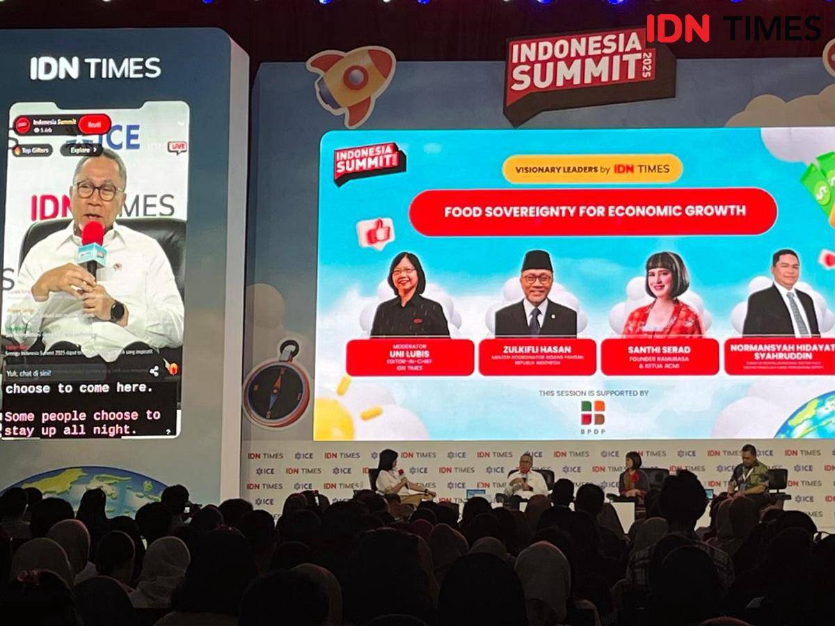 Menko Pangan Zulkifli Hasan jadi pembicara di Indonesia Summit 2025.