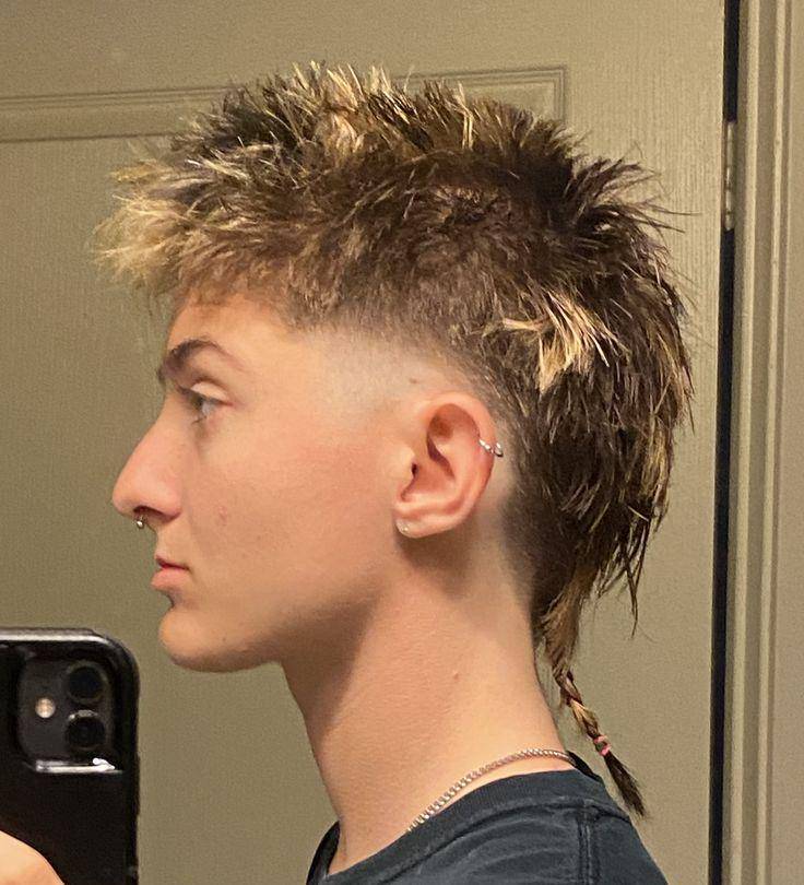 Rat tail mohawk