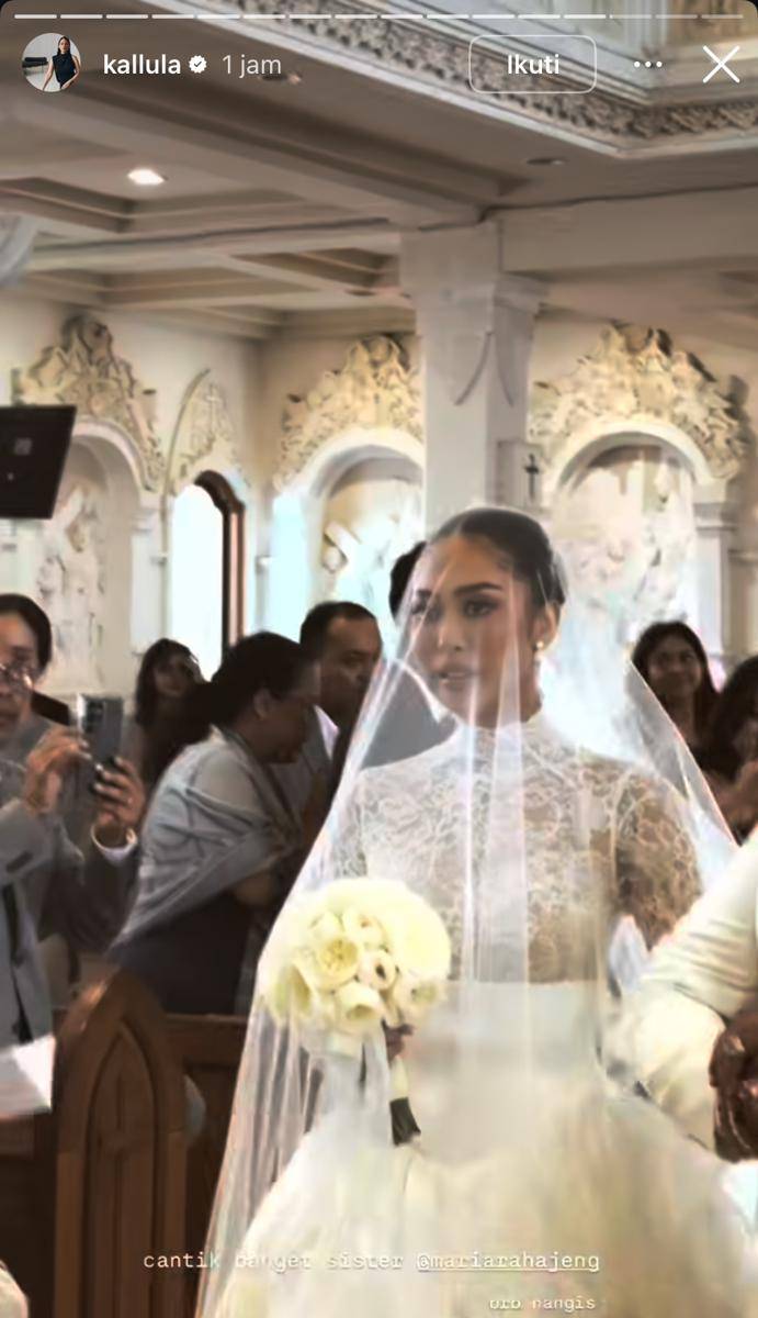 potret pemberkatan nikah Maria Rahajeng dan Matthias Haerens