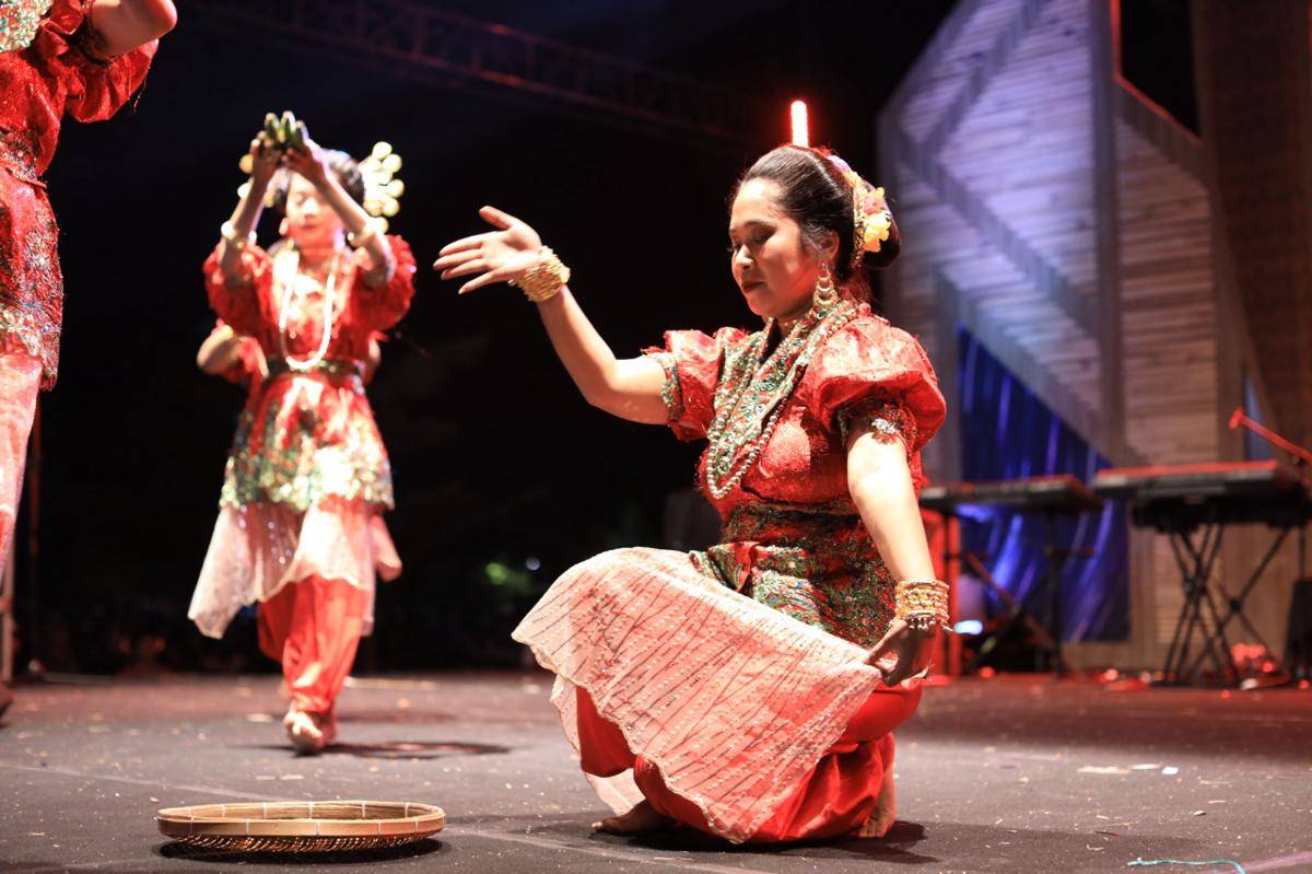 Potret acara Pinisi Festival di Bulukumba, Sulawesi Selatan