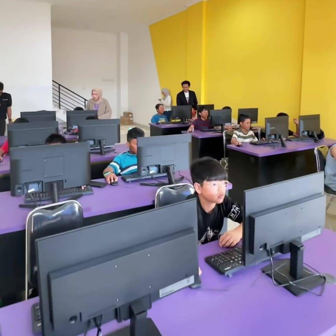 Sekolah IT Internasional Algonova Bandar Lampung