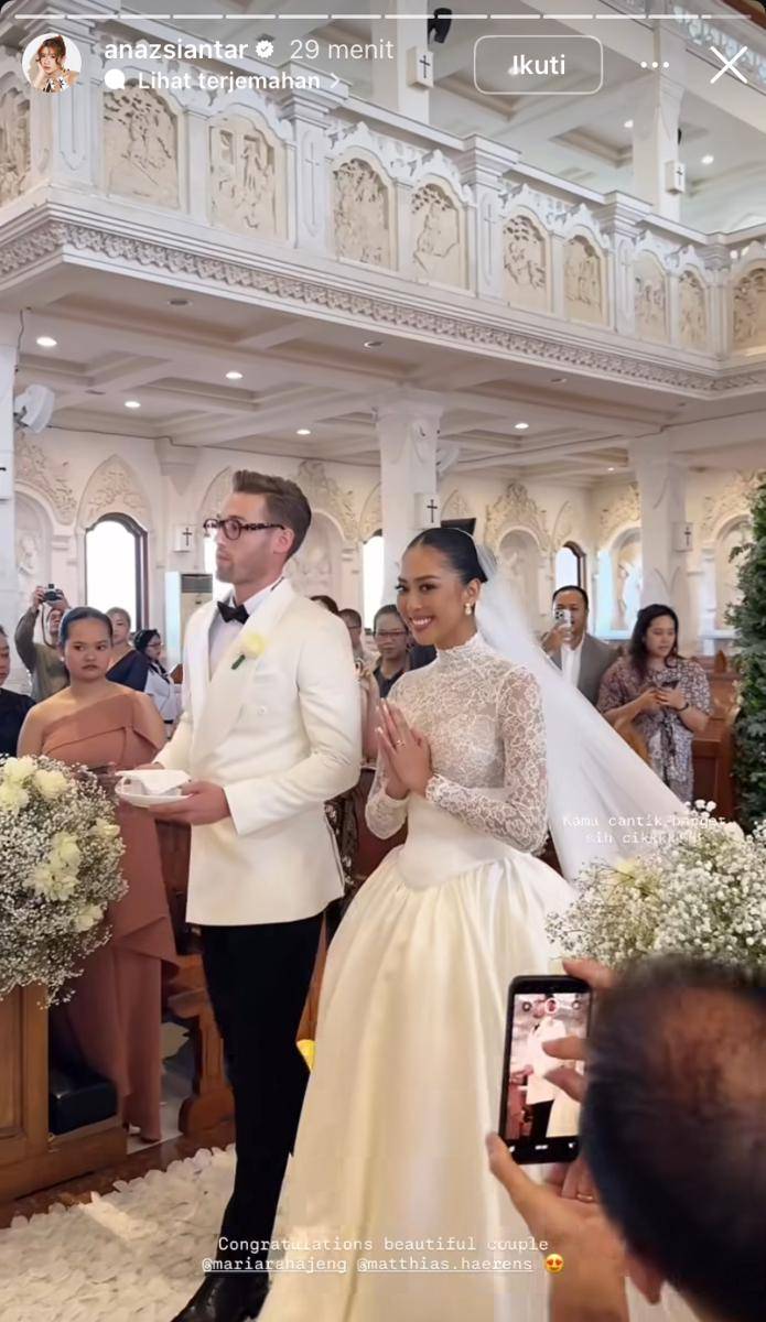 potret pemberkatan nikah Maria Rahajeng dan Matthias Haerens