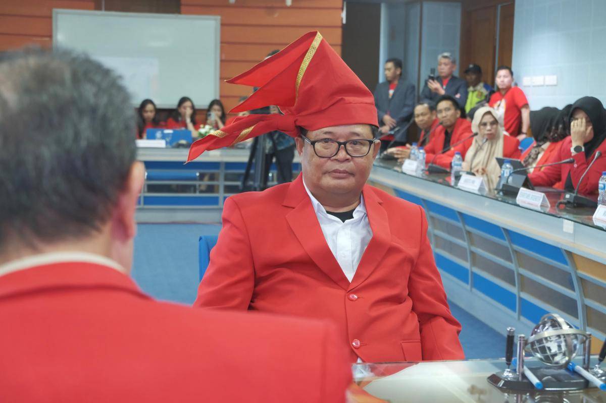 Marhaen Hardjo mendaftar sebagai bakal calon rektor Universitas Hasanuddin periode 2025-2030. (Dok. Istimewa)