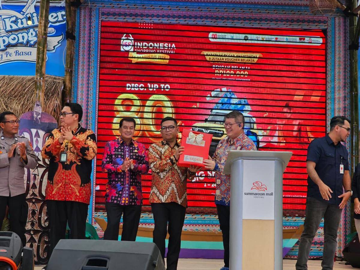 Gubernur Banten Andra Soni hadir dalam penutupan Indonesia Shopping Festival (ISF) 2025