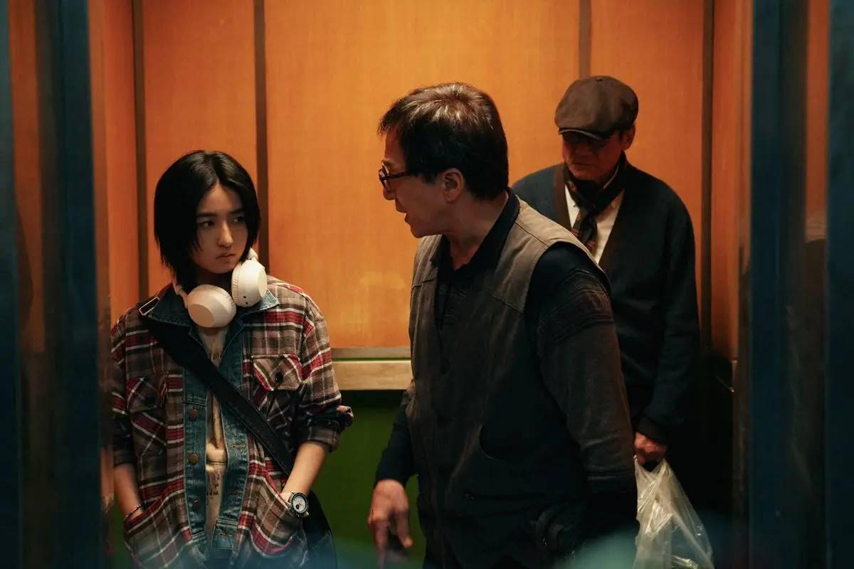 Ada Berapa Post-credit Scene di Film The Shadow's Edge.jpg