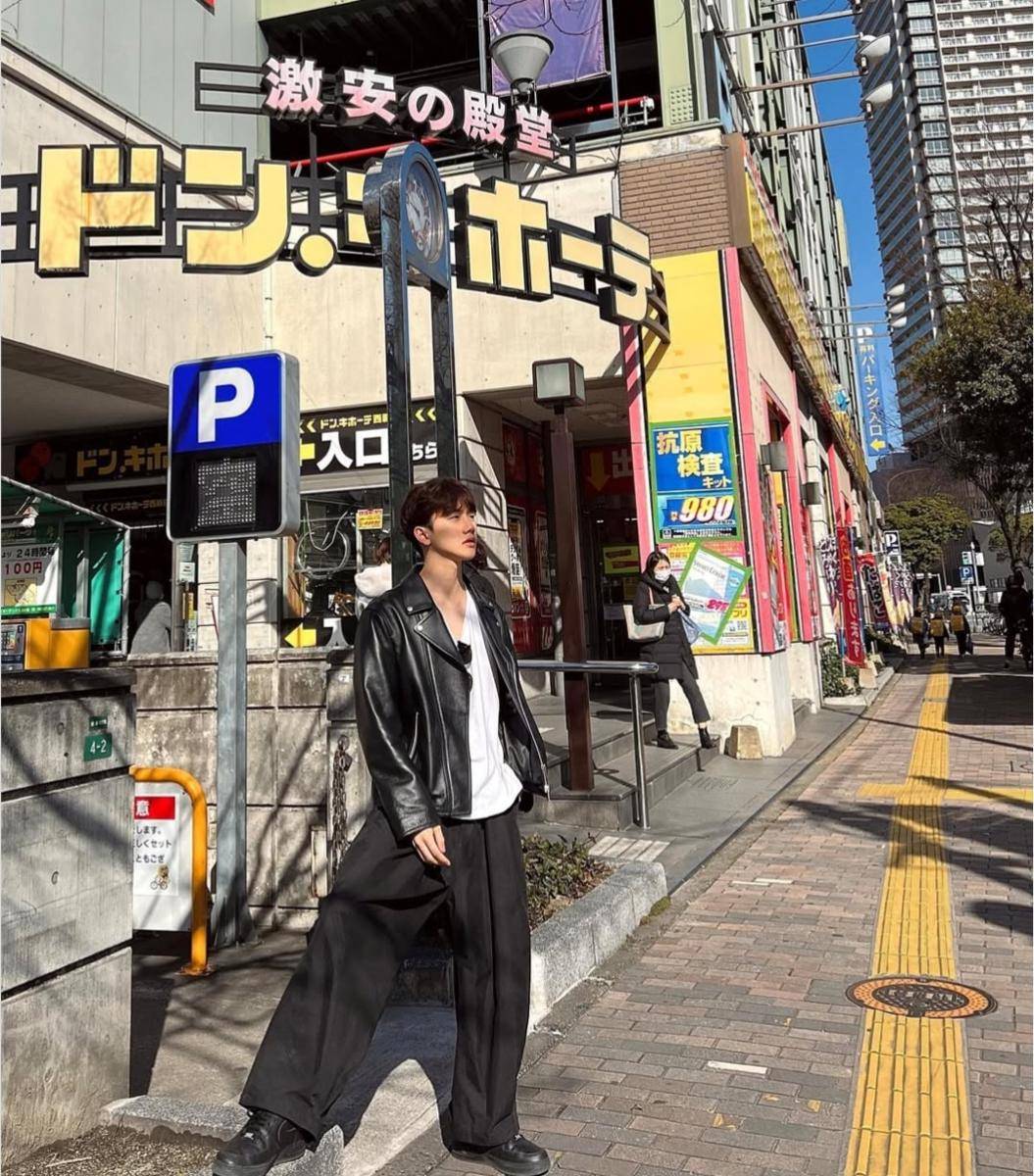Ahn Ji Ho (instagram.com/ahn__jiho) 